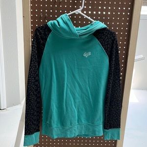 Women’s FOX hoodie. Size medium